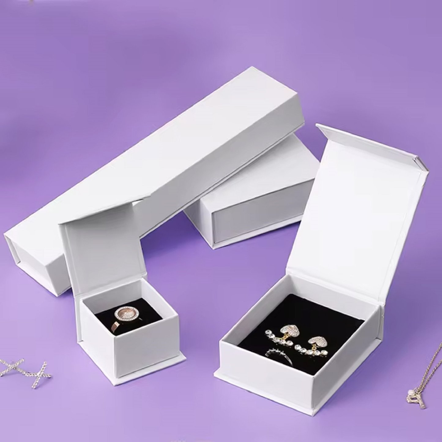 Custom Logo Magnetic Flip Jewelry Box For Rings Earring Necklace Cardboard Paper Jewelry Gift Boxes