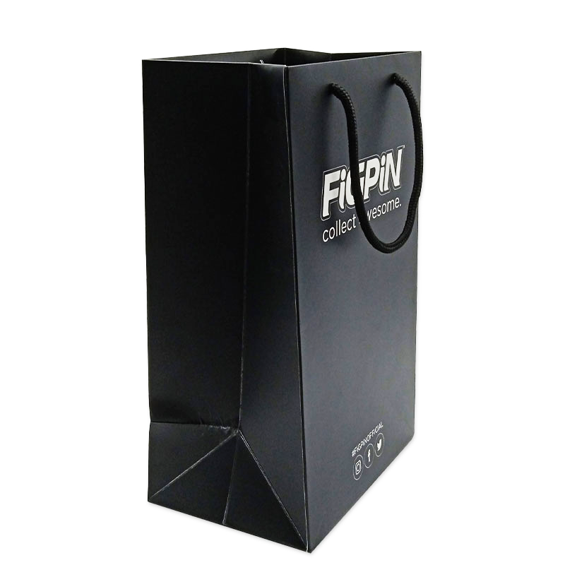 Custom logo Luxury Black Glossy Clothing and Shoes Shipping Paper Gift Bag Shopping Paper Bag