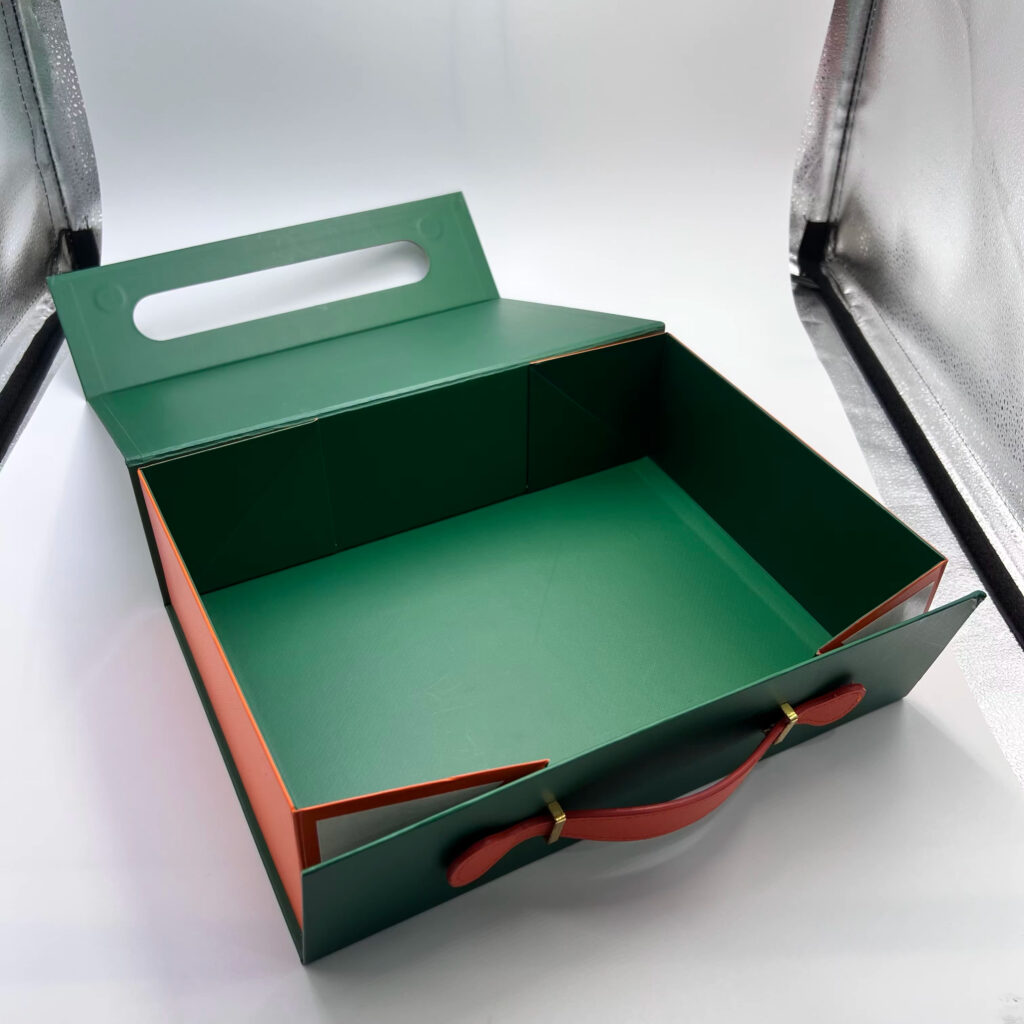 Custom logo folding magnetic clothing box
