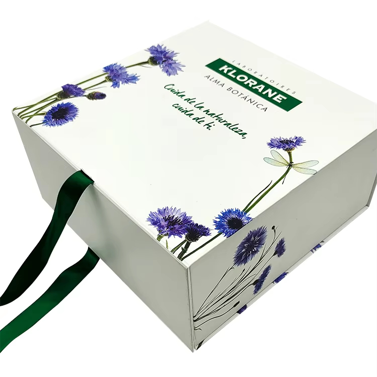 Custom-printed clothing delivered in paper gift boxes