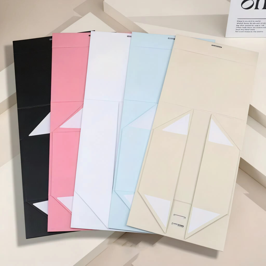 Cardboard folding gift box