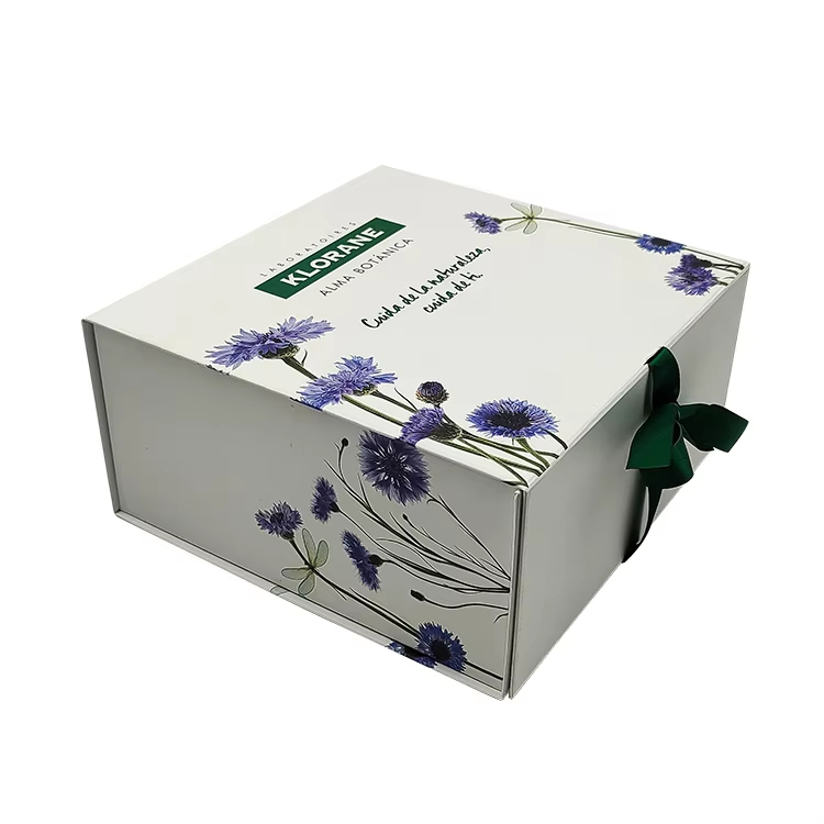 Custom-printed clothing delivered in paper gift boxes