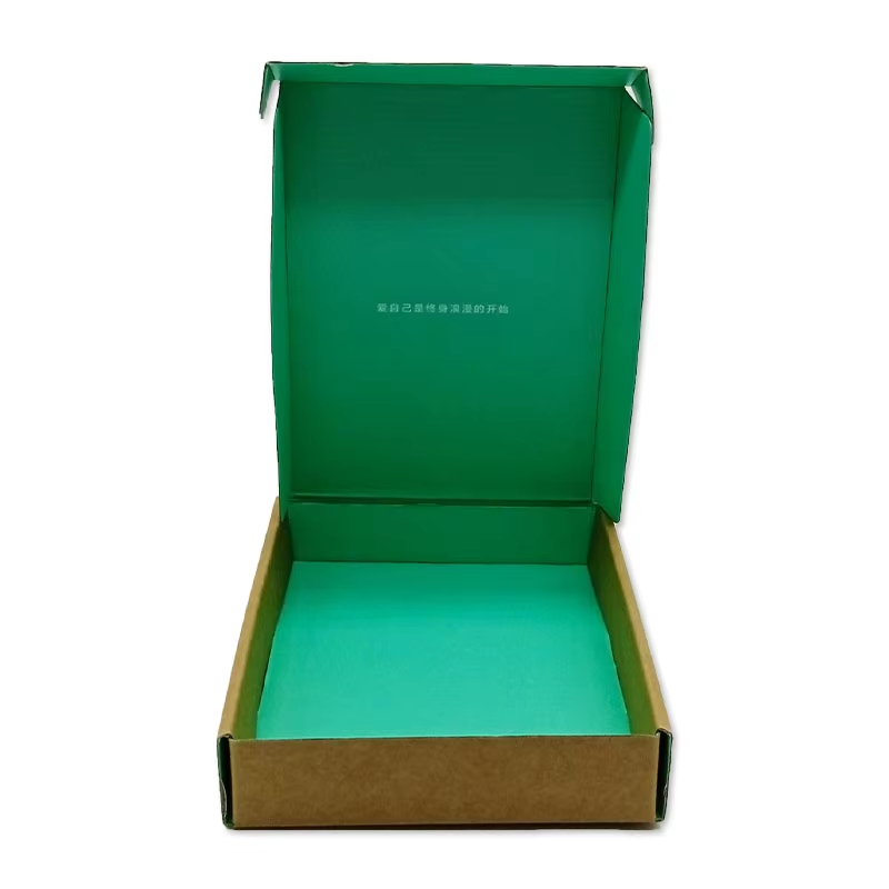 Hard magnetic clasp gift box