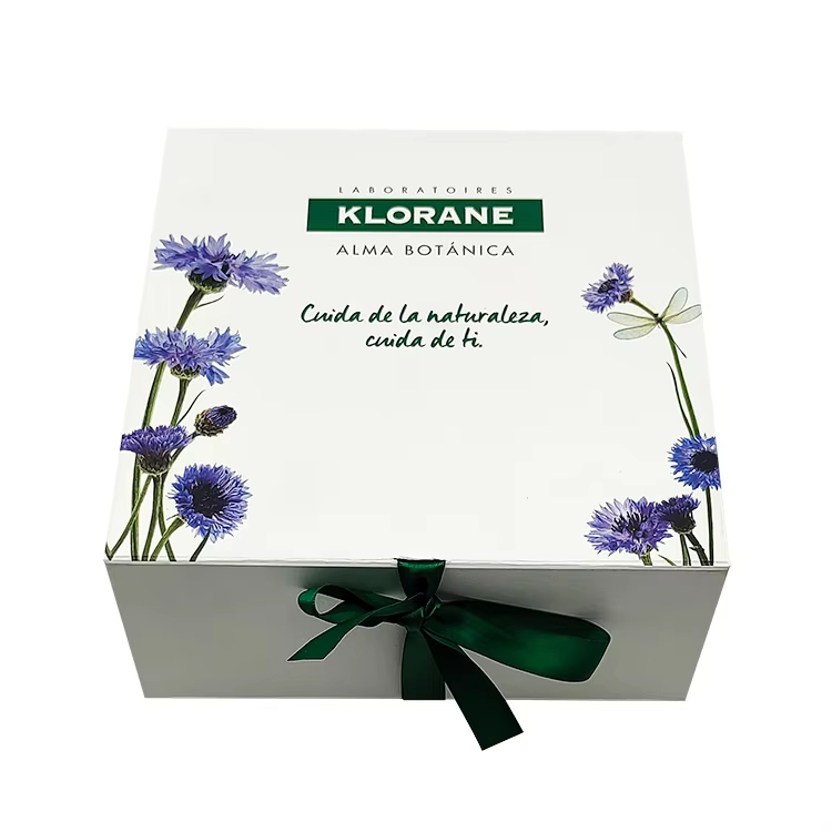 Custom-printed clothing delivered in paper gift boxes